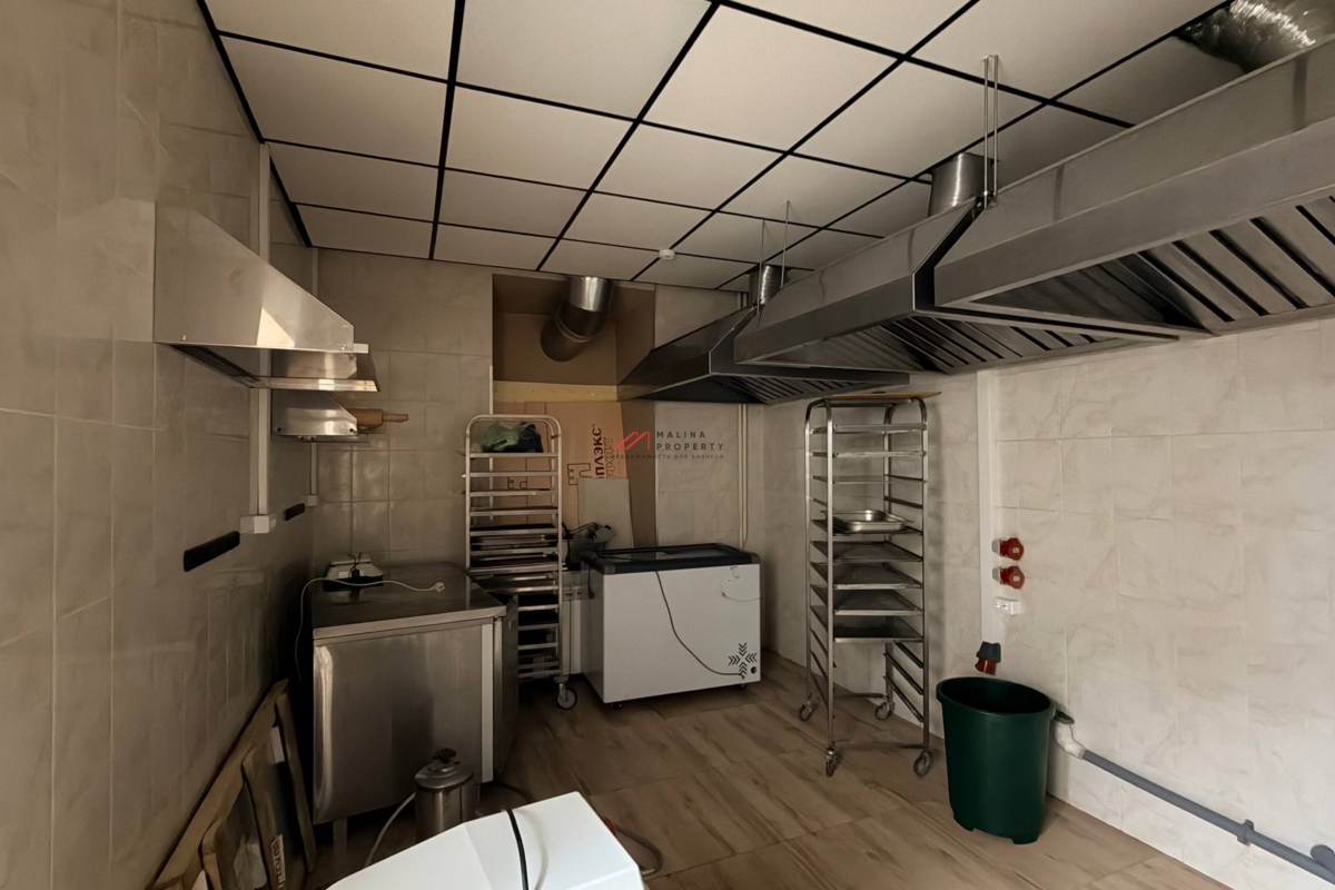 Аренда торгового помещения у метро Красные ворота