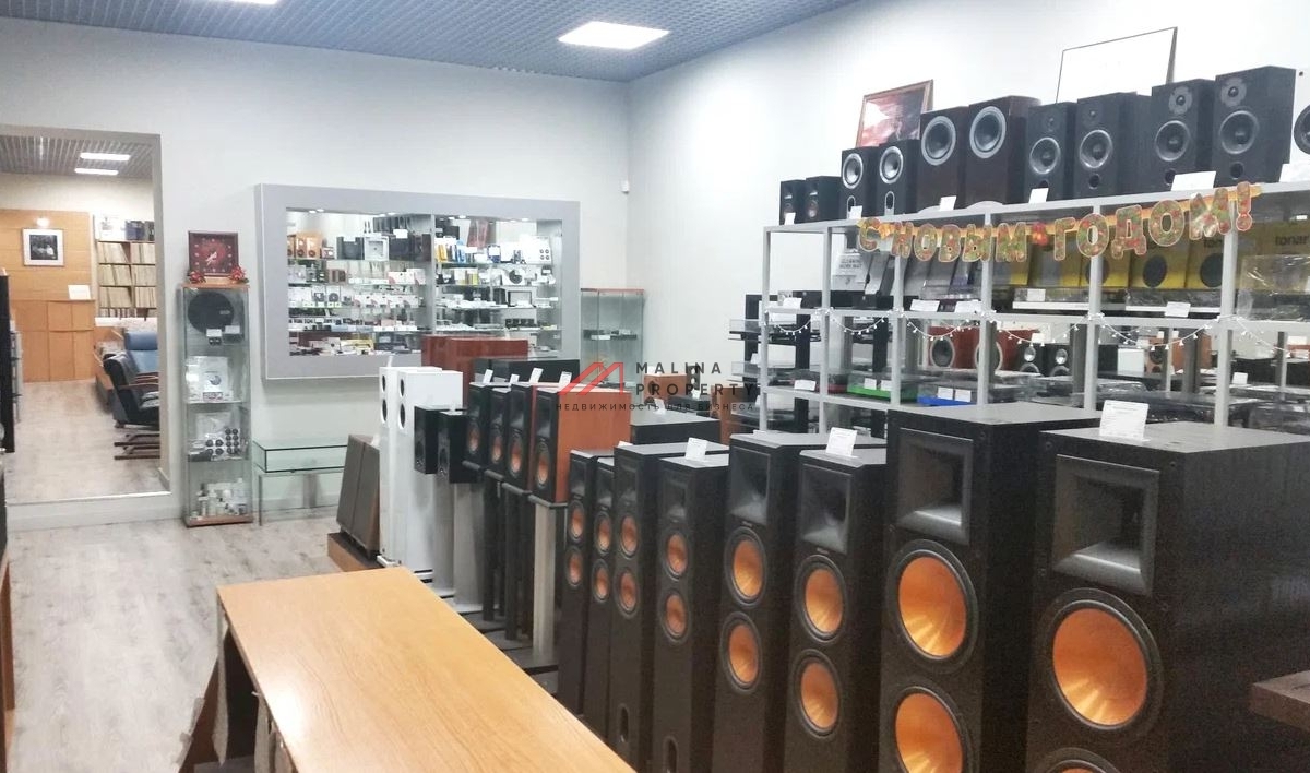 Аренда торгового помещения рядом с метро Октябрьская