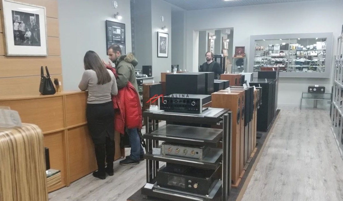 Аренда торгового помещения рядом с метро Октябрьская