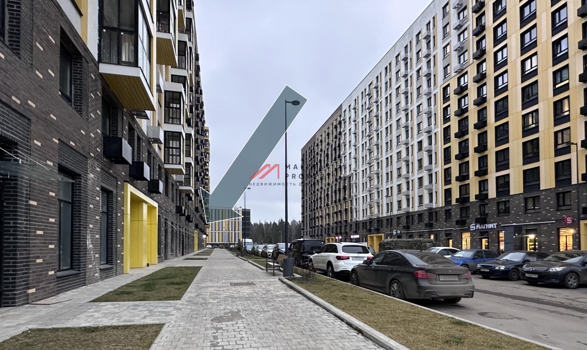 Продажа торгового помещения в ЖК "Пятницкие Луга"