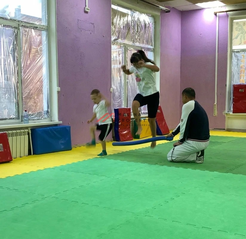 Продажа торгового здания с арендаторами в Люберцах 