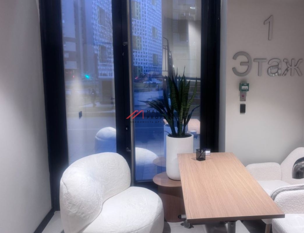 Продажа коммерческого помещения в ЖК «Серебряный фонтан»