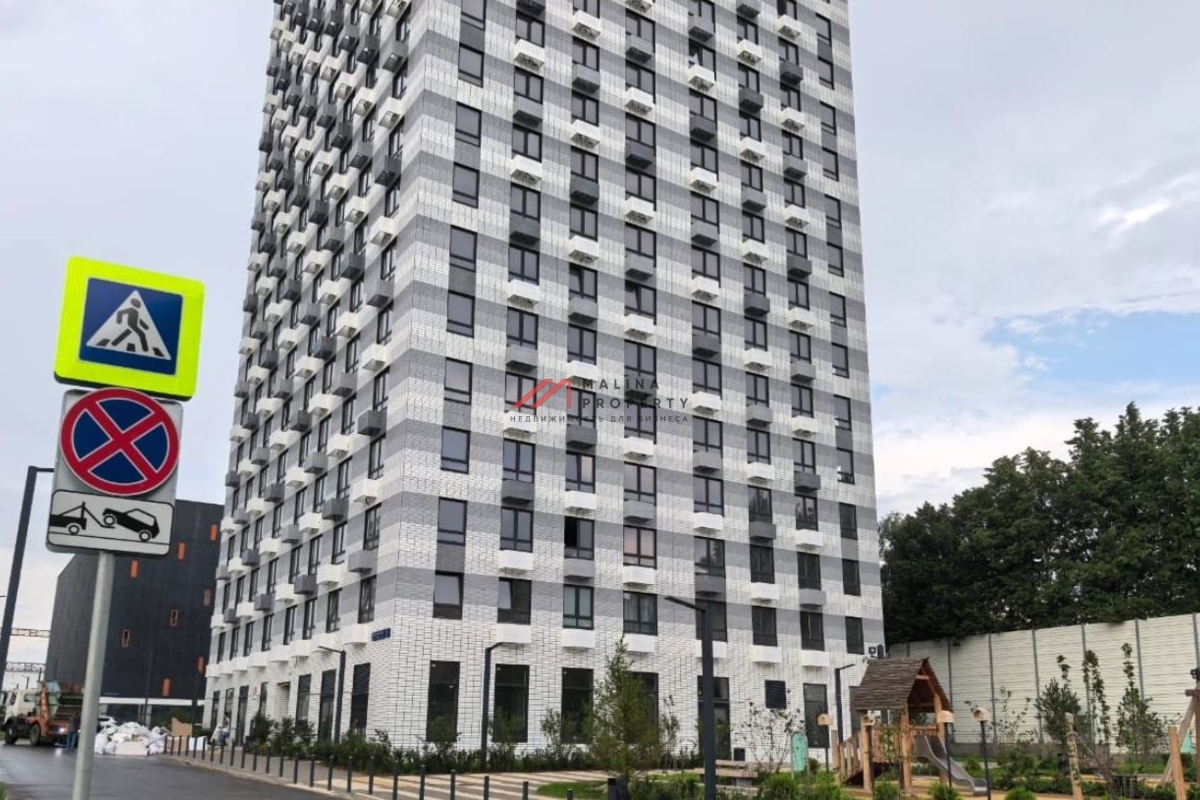 Продажа торгового помещения в ЖК Римского-Корсакова 11