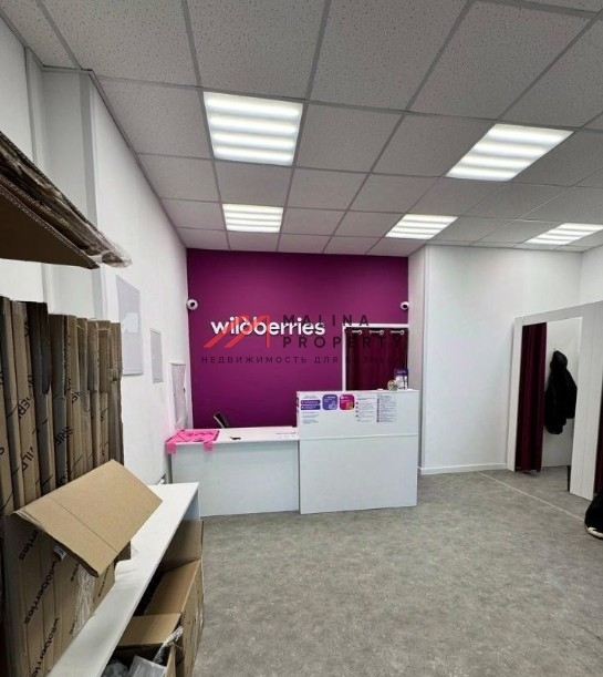 Продажа торгового помещения на Амурской