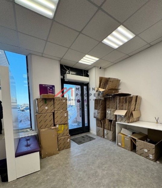 Продажа торгового помещения на Амурской