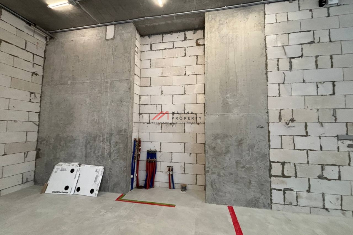 Аренда торгового помещения на выходе из метро Стахановская