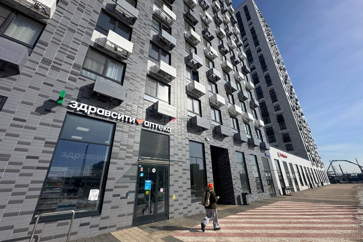 Продажа помещения с арендатором Здравсити в  ЖК "Саларьво парк" 