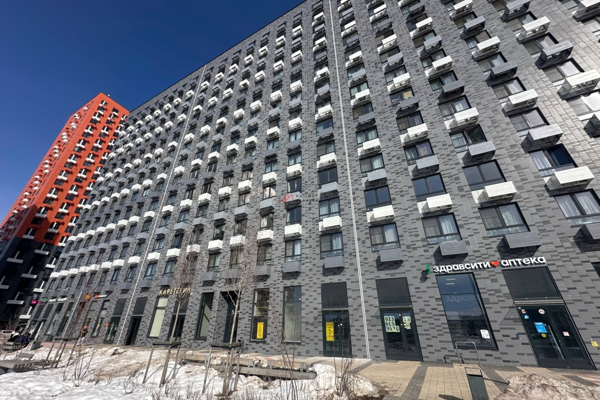 Продажа помещения с арендатором Здравсити в  ЖК "Саларьво парк" 