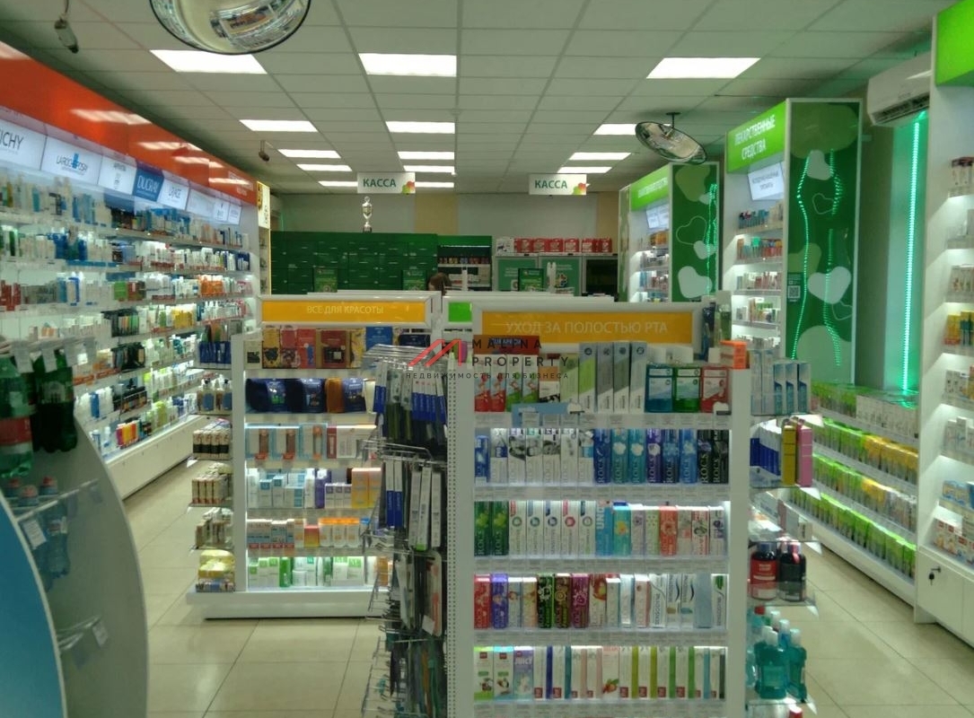 Аренда торгового помещения у метро Трубная