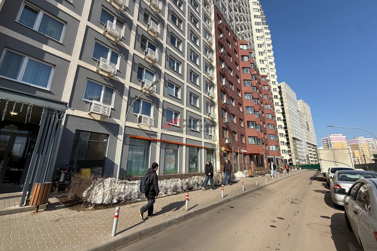 Продажа торгового помещения с арендатором Дикси 