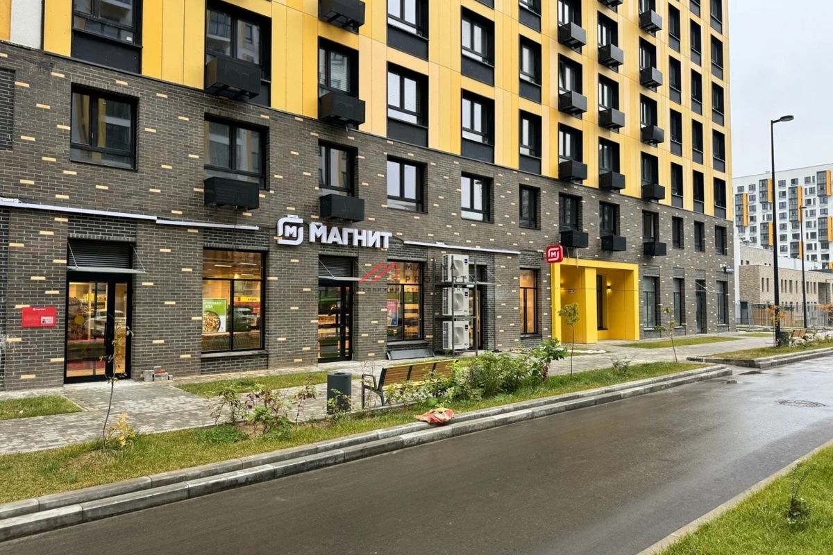 Продажа помещения с сетевыми арендаторами 