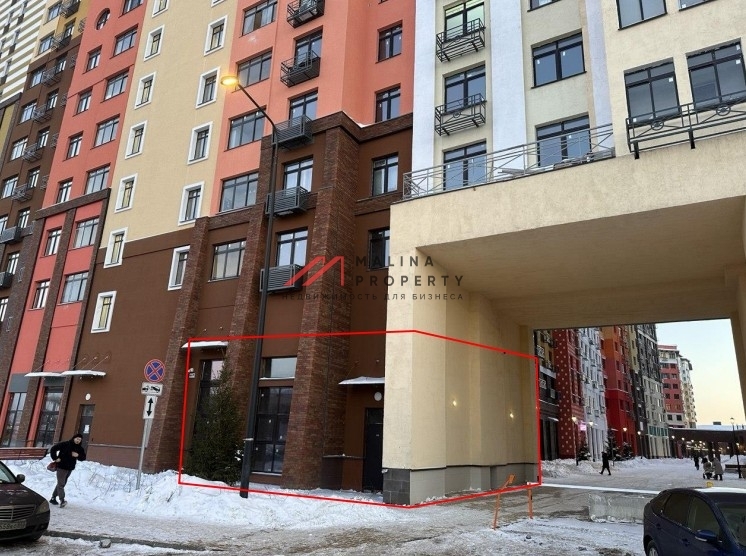 Продажа торгового помещения в ЖК "Римский"