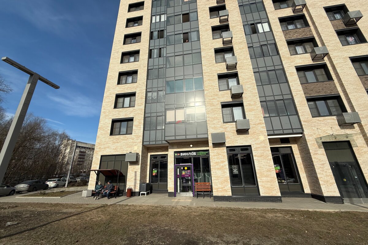 Продажа помещения с магазином "Винлаб" на Коровинском шоссе