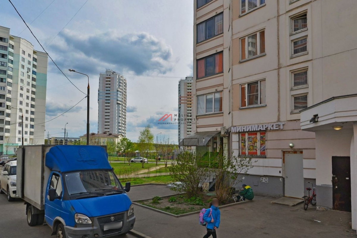 Продажа торгового помещения на Маршала Савицкого