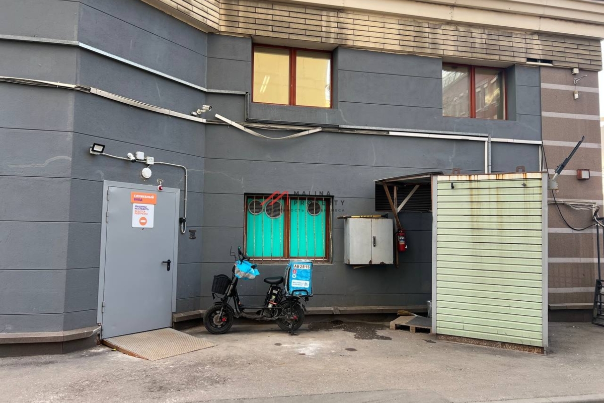 Продажа торгового помещения с супермаркетом Дикси