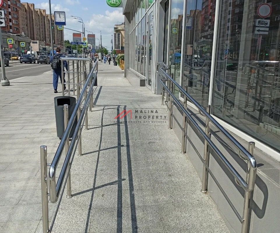 Продажа помещения с арендатором Азбука на Пресне 