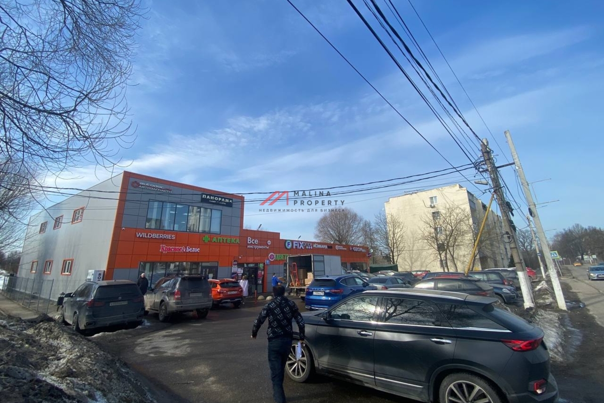 Продажа торгового здания с арендаторами в Апрелевке