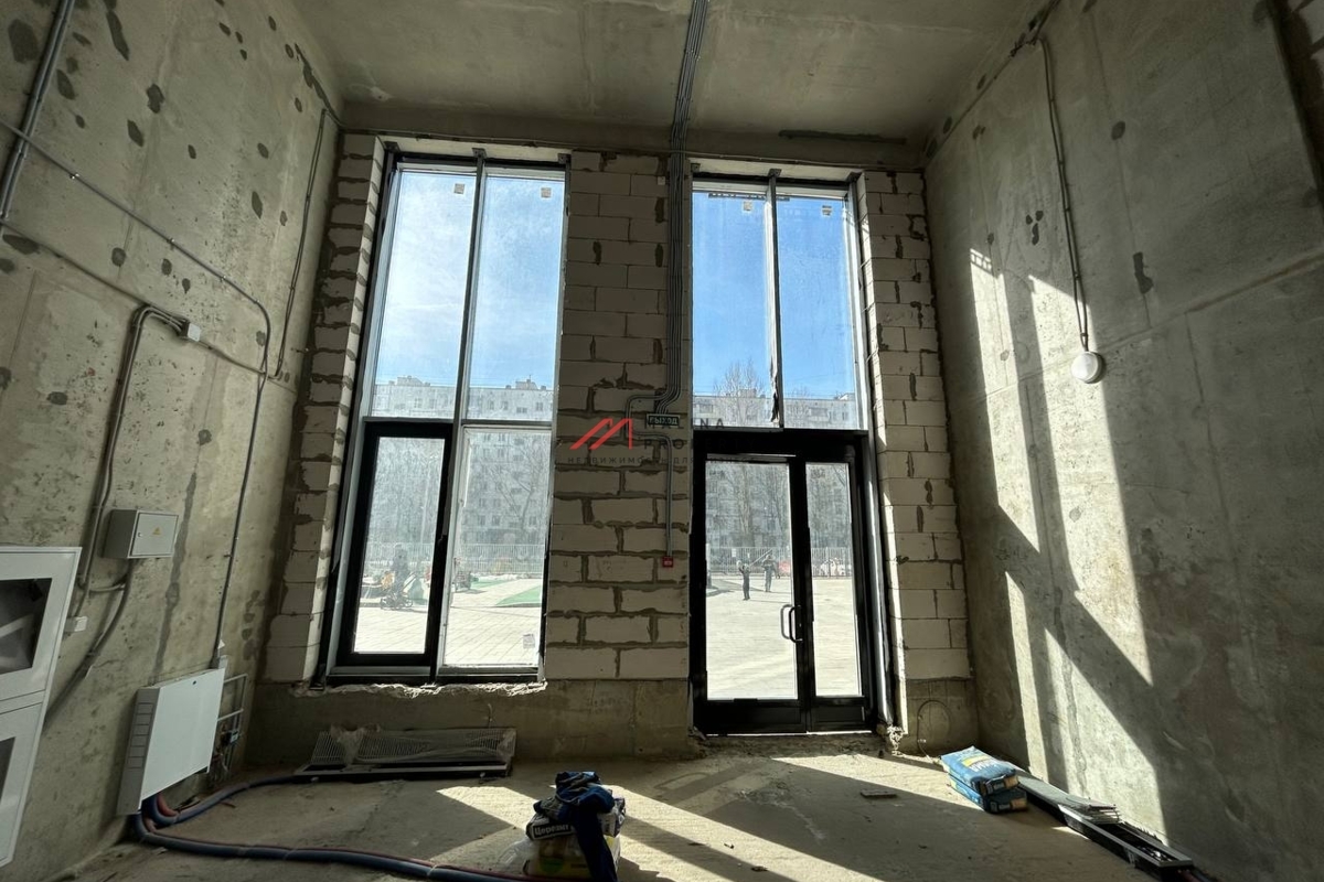 Продажа торгового помещения в жилом комплексе Селф