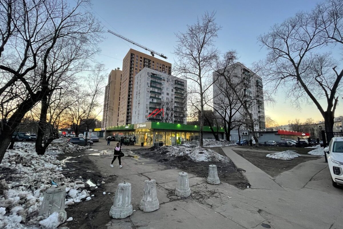 Продажа торгового помещения рядом с метро Окская