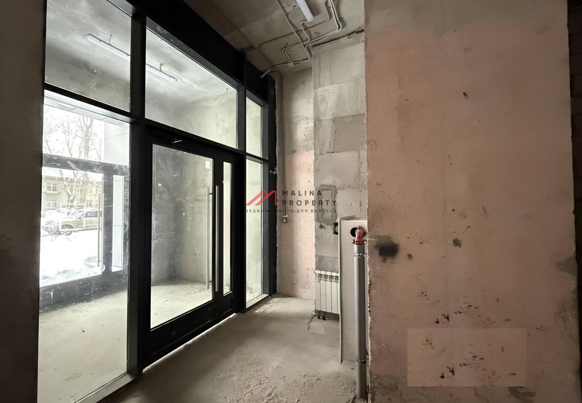 Продажа торгового помещения на Базовской 