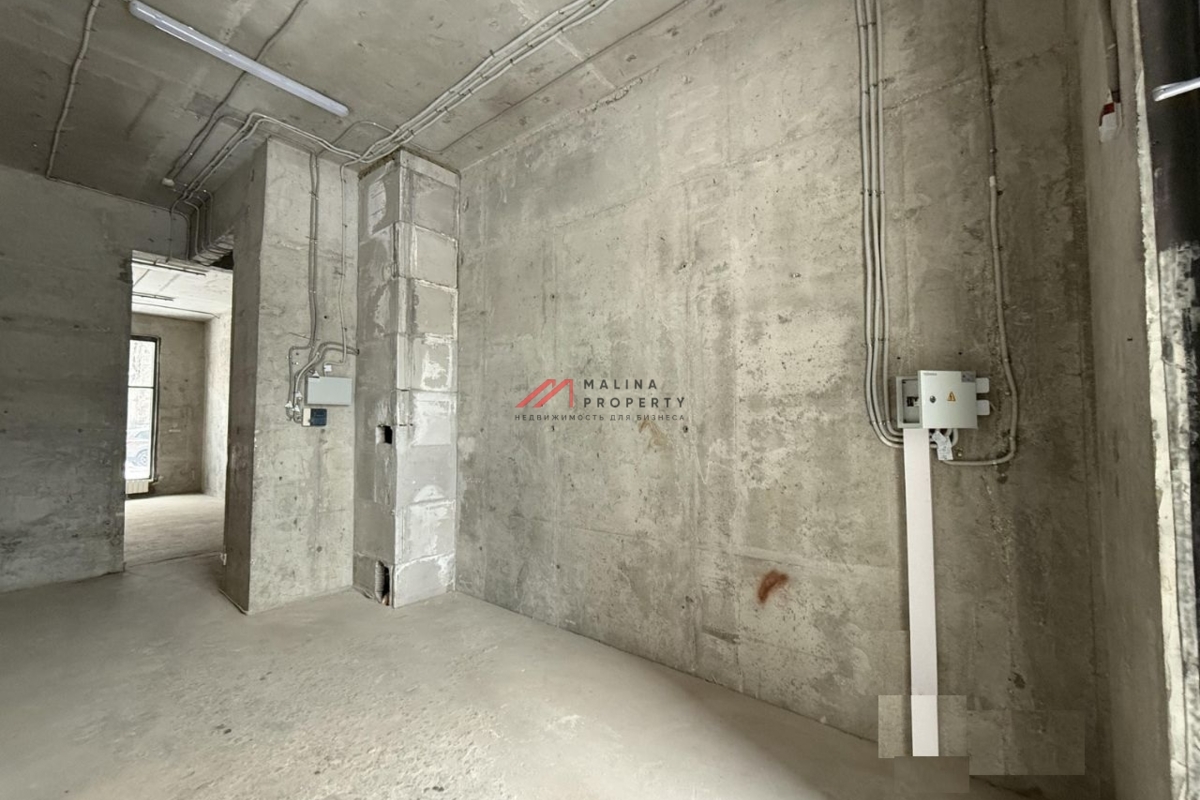 Продажа торгового помещения на Базовской 