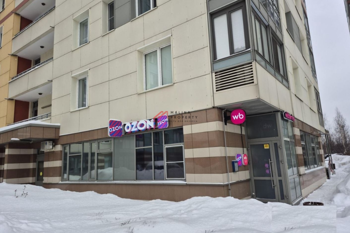 Продажа помещения с арендаторами на Мичуринском проспекте