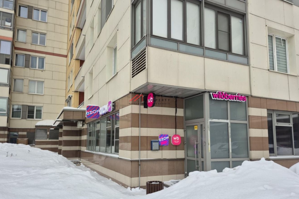 Продажа помещения с арендаторами на Мичуринском проспекте