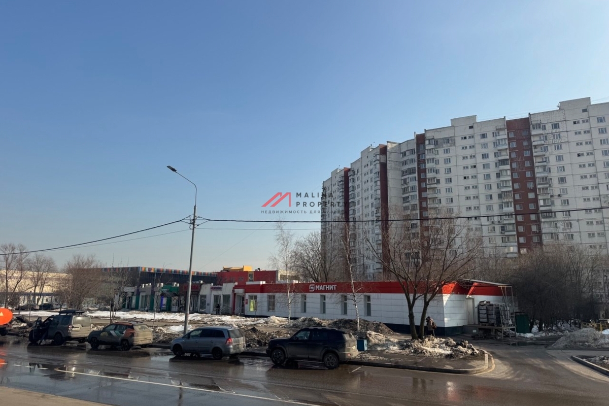 Продажа торгового здания с арендаторами