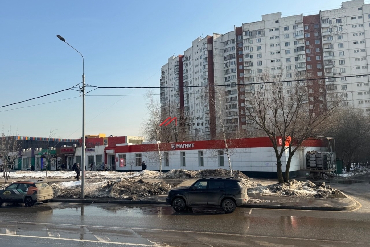 Продажа торгового здания с арендаторами