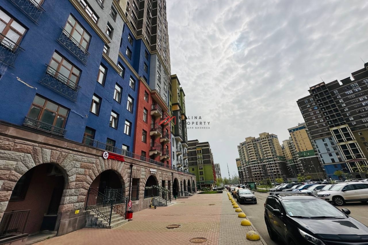 Продажа торгового помещения с арендатором "Бристоль"