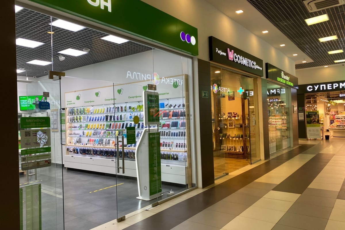 Продажа двух торгово-офисных центров в поселке "Малаховское озеро" 