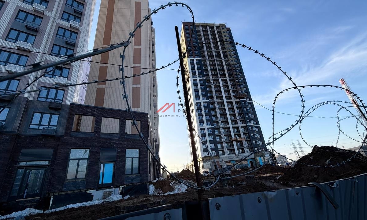 Продажа торгового помещения в ЖК "1-й Саларьевский" 