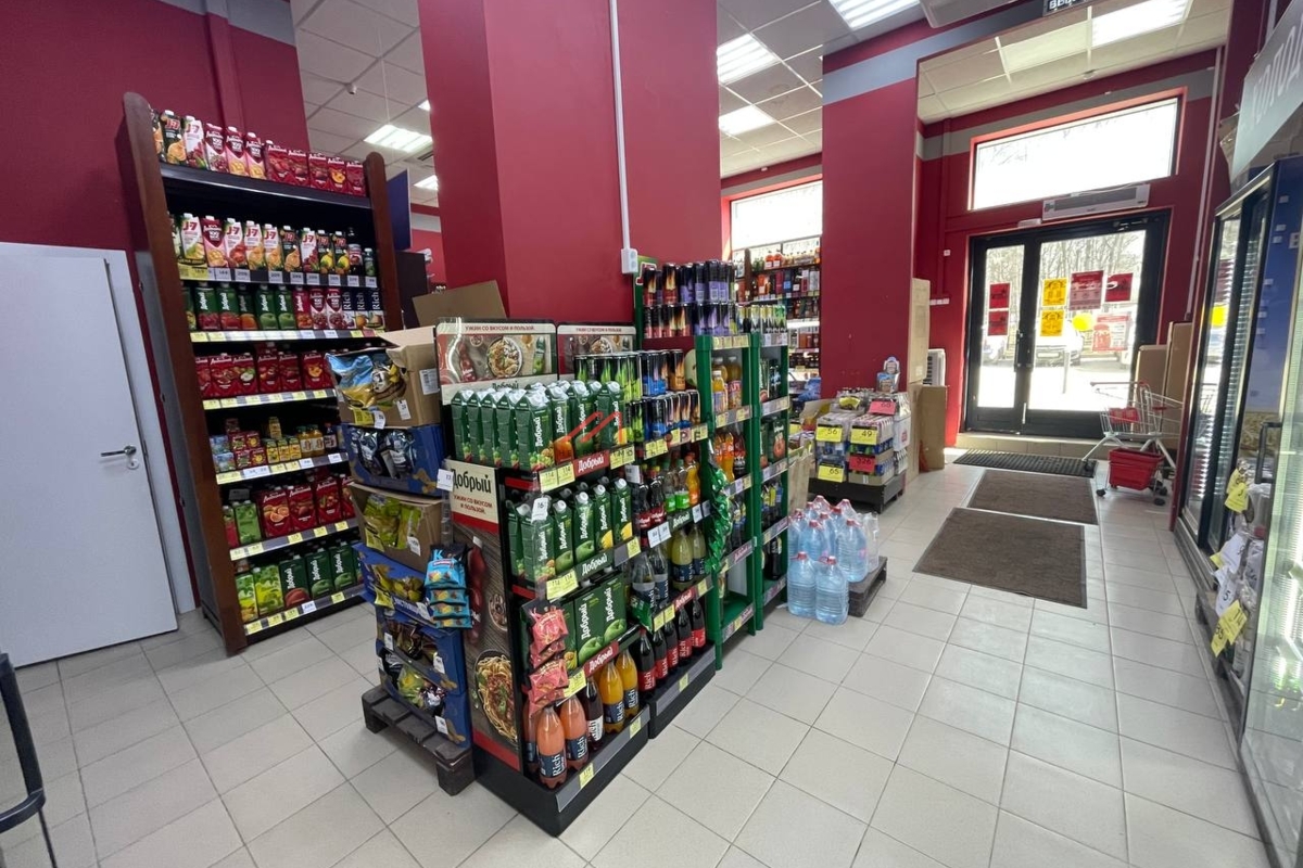 Продажа торгового помещения с арендатором Бристоль