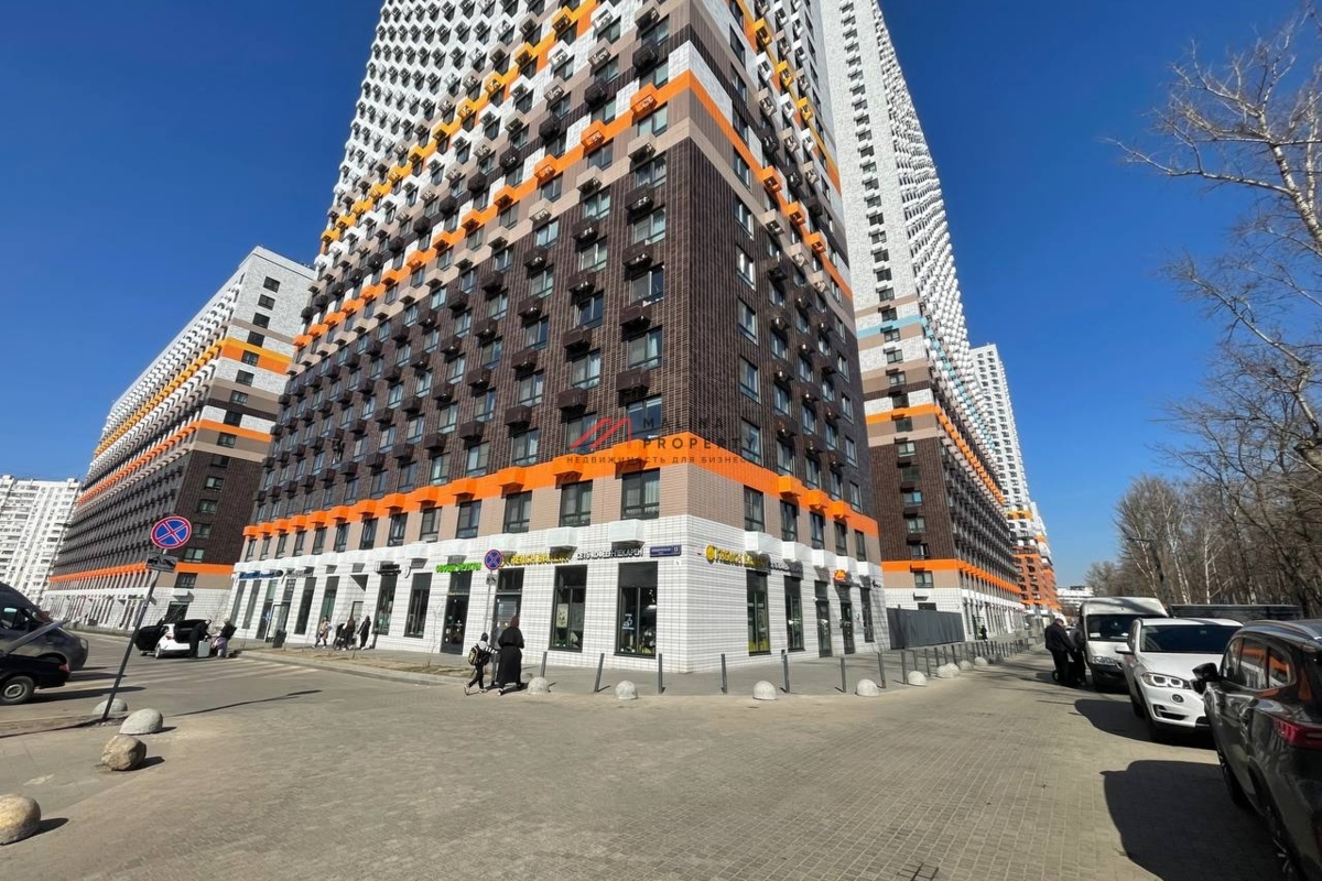 Продажа торгового помещения с арендатором Бристоль