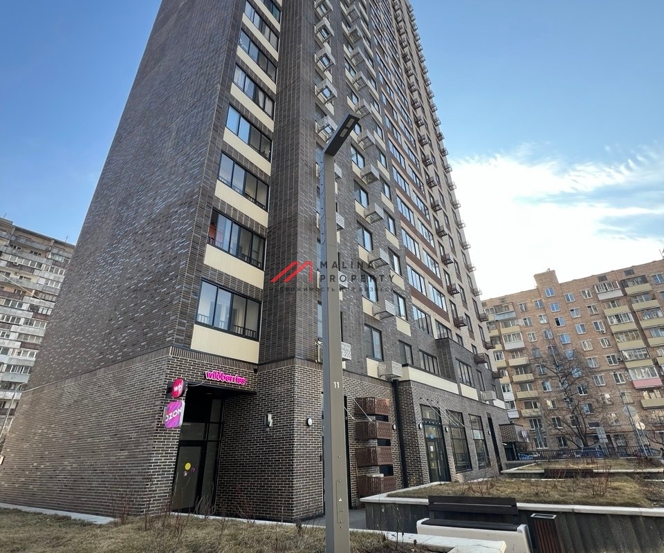 Продажа помещения с "Wildberries" в новом доме в Москве
