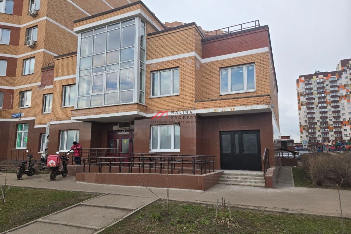 Продажа помещения с арендатором "Самокат"