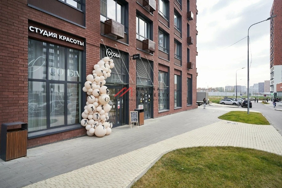 Продажа торгового помещения на Эдварда Грига