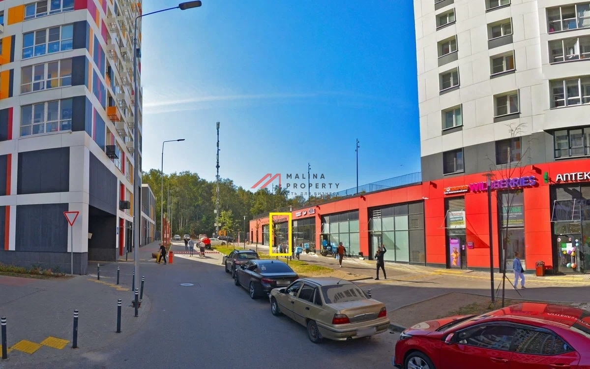 Продажа торгового помещения в ЖК "Спутник"