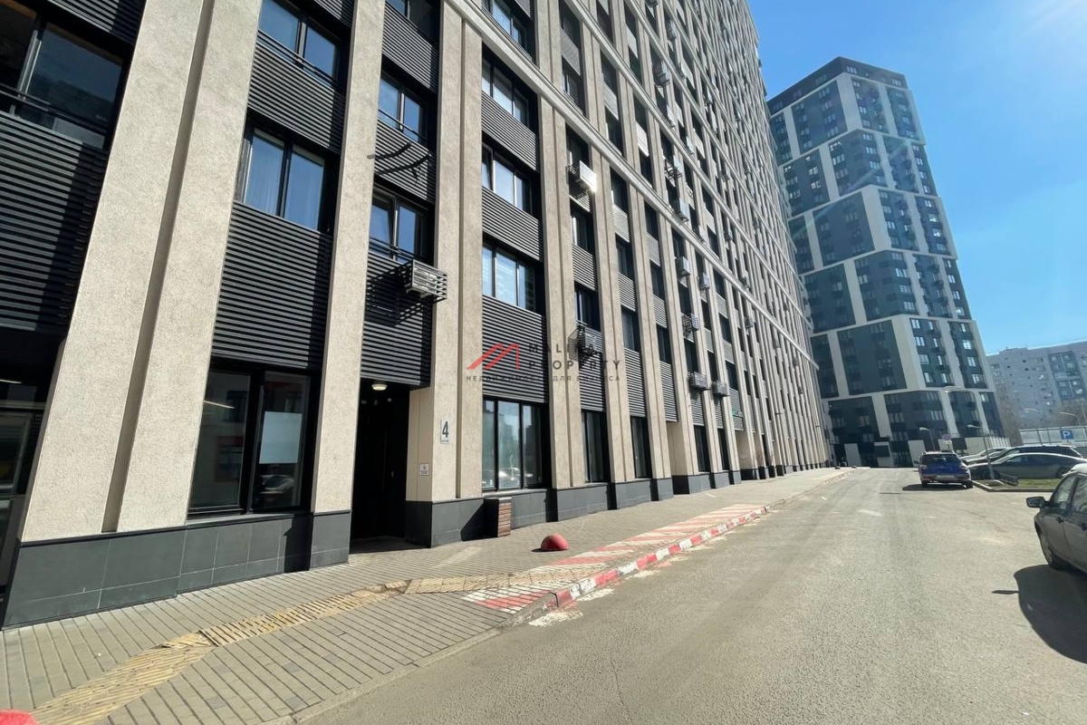 Аренда нежилого помещения у метро Октябрьское поле