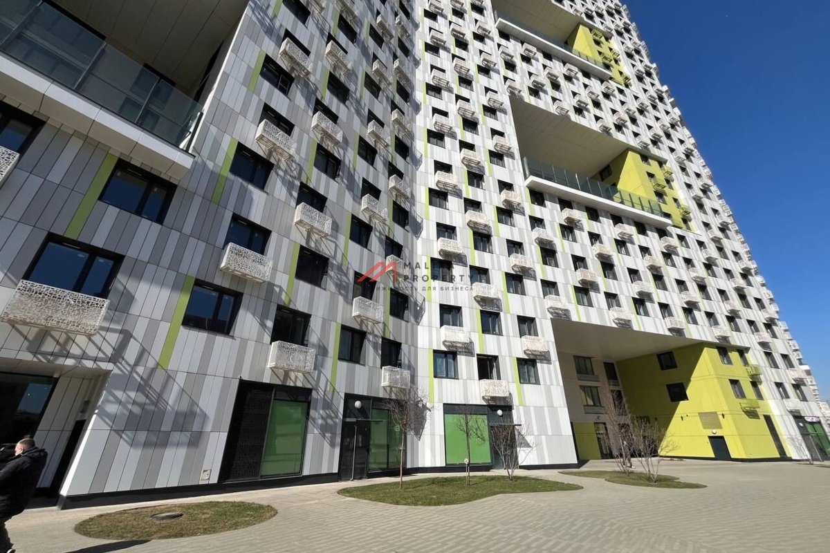 Продажа торгового помещения в ЖК "Лайм"