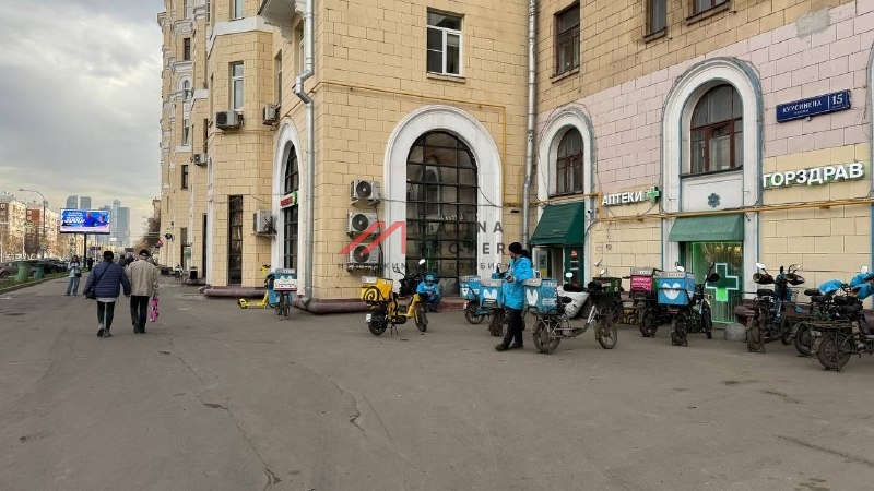 Продажа помещения с арендаторами на Куусинена