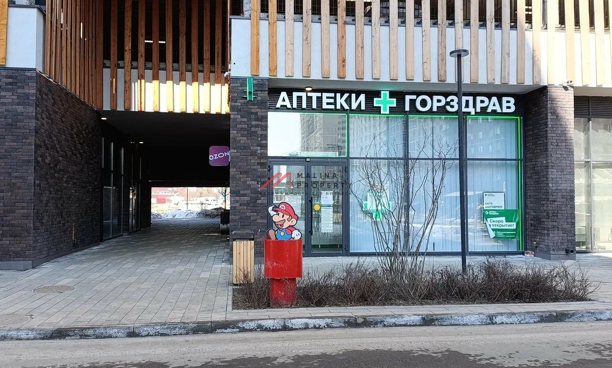 Продажа помещения с арендаторами в ЖК "Пеpвый квaртал" 