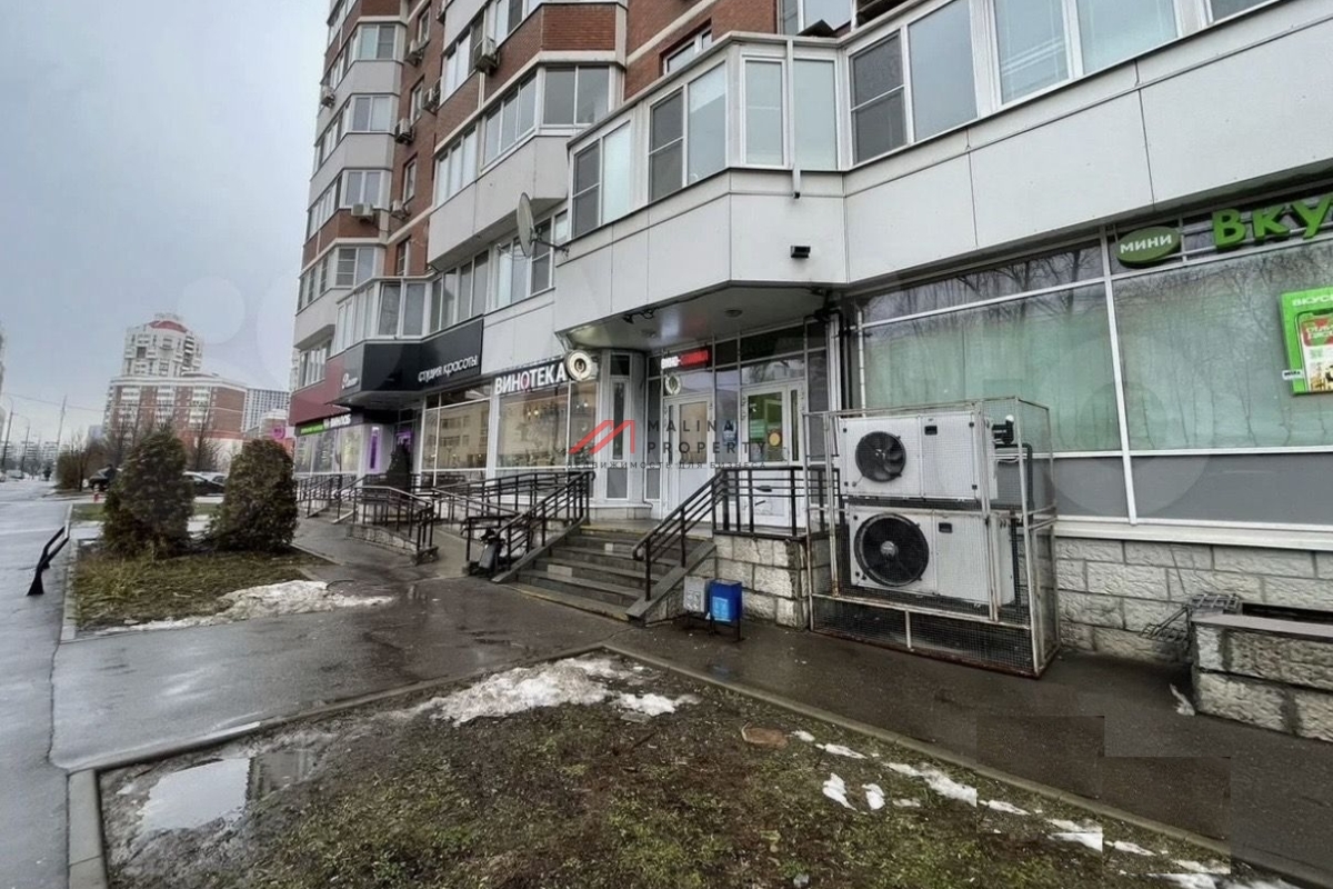 Аренда торгового помещения в Раменках 