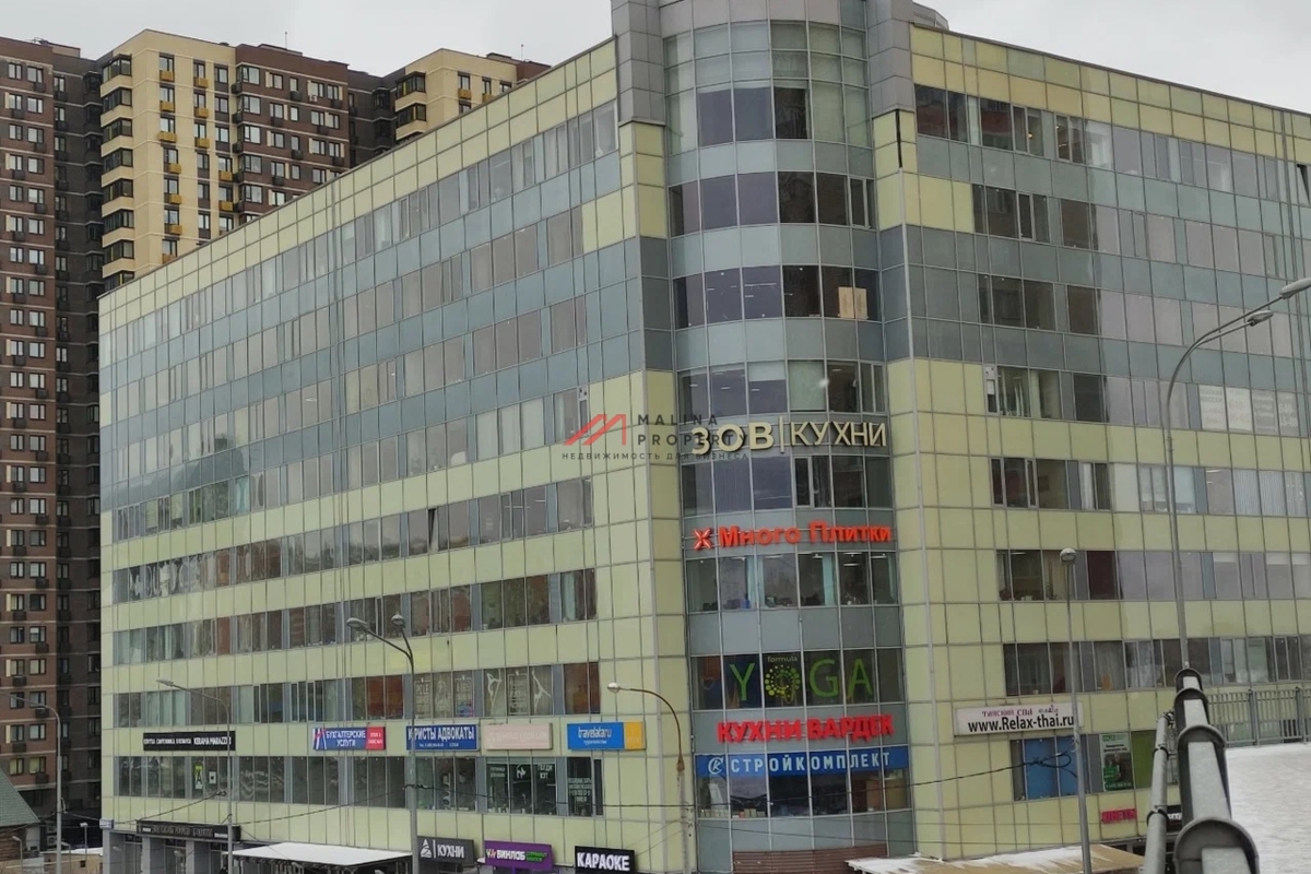 Продажа торгового помещения с арендатором Винлаб 