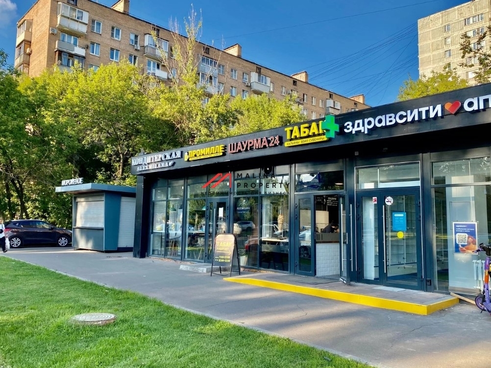 Продажа торгового помещения с арендаторами 