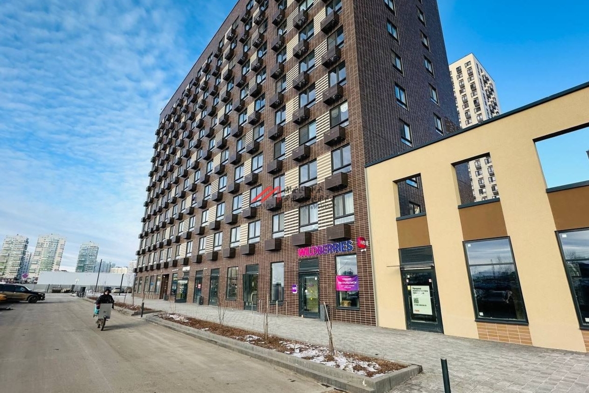 Продажа помещения с Wildberries в ЖК "Зеленый Парк"