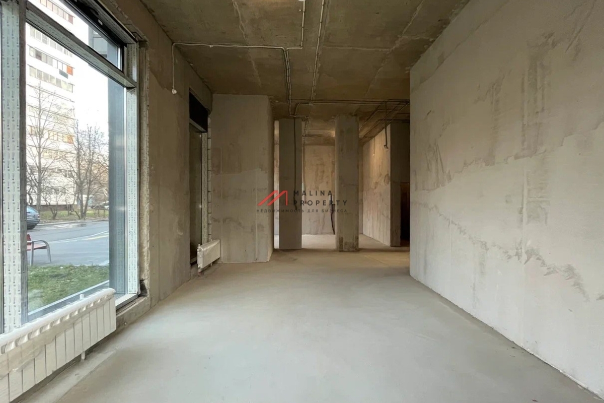 Аренда торгового помещения в новом доме 