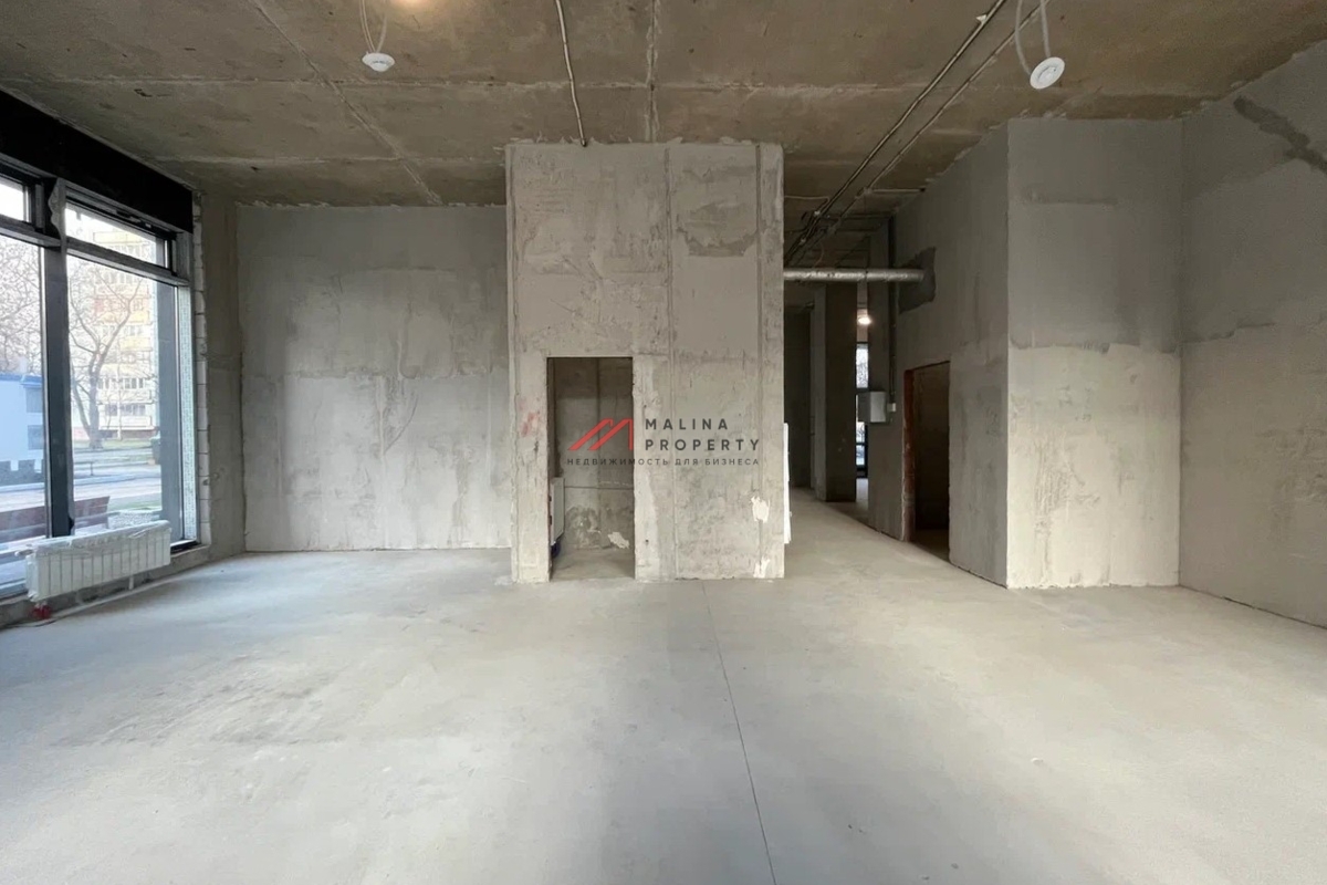 Аренда торгового помещения в новом доме 