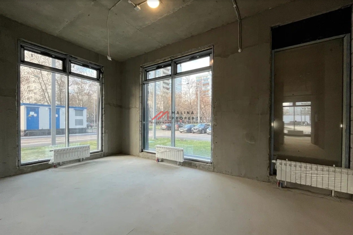 Аренда торгового помещения в новом доме 