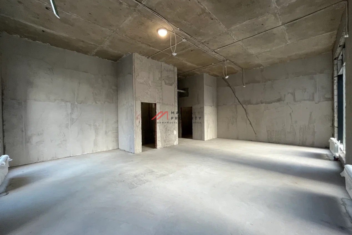 Аренда торгового помещения в новом доме 